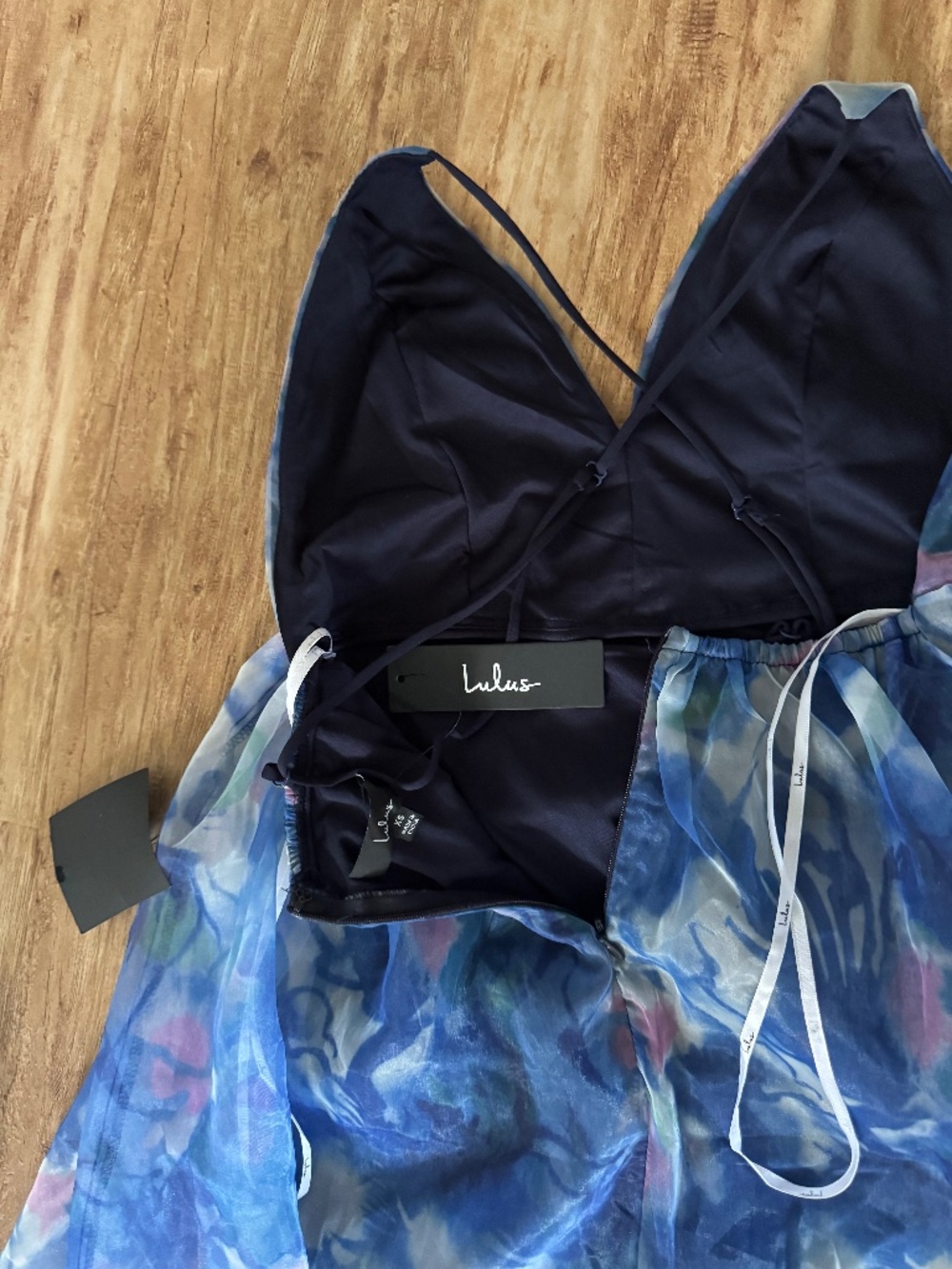 NWT Lulu's Bloom Wildly Maxi Dress Open Back Watercolor Fairy Organza Blue Sz XS - Picture 12 of 16